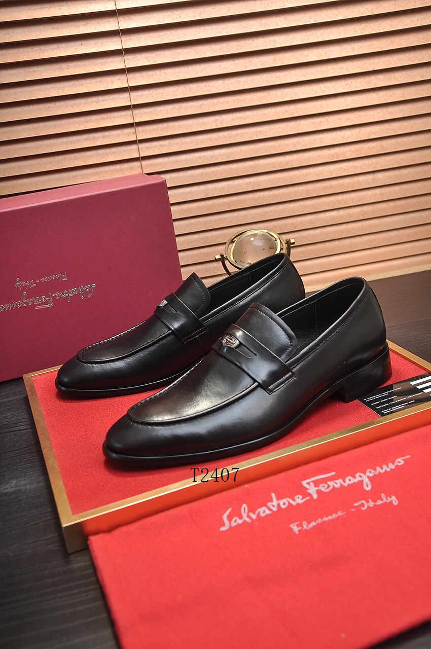 Ferragamo sz38-44 179